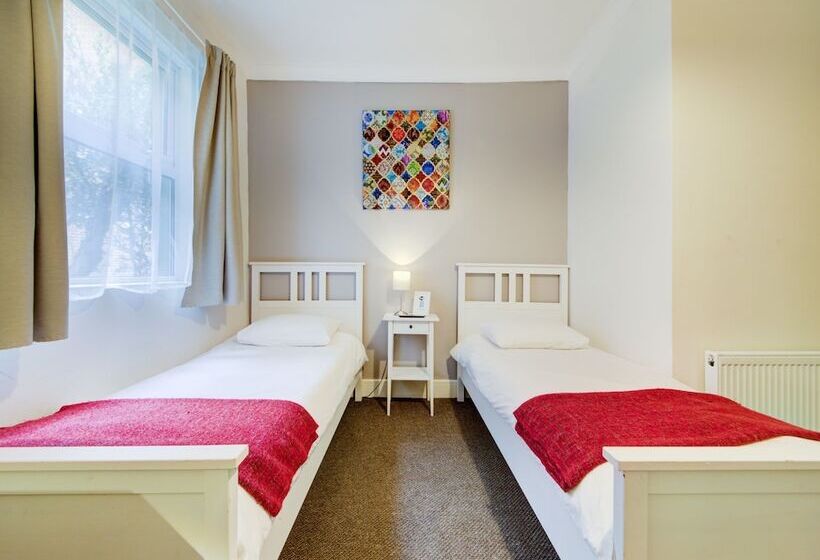 פנסיון The Regents Guest House