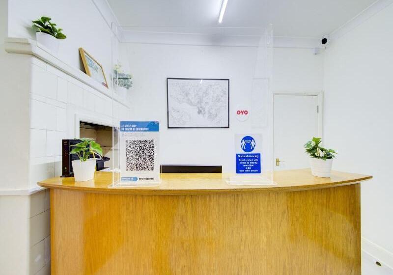 פנסיון The Regents Guest House