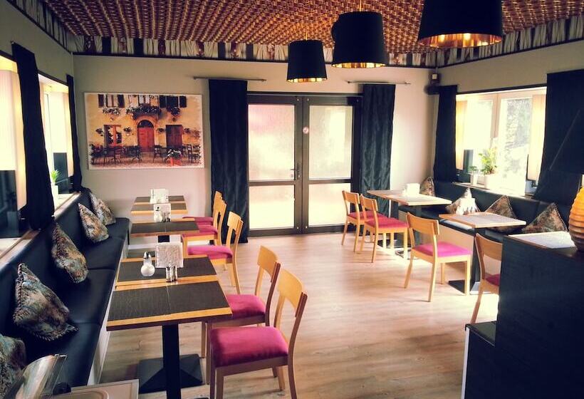 Zip Hotel Lingenfeld