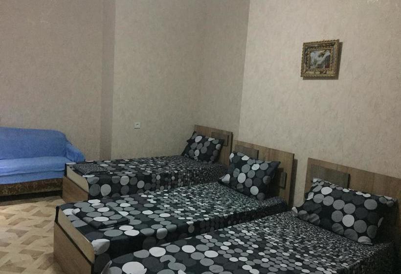هاستل Kutaisi Best Guest House