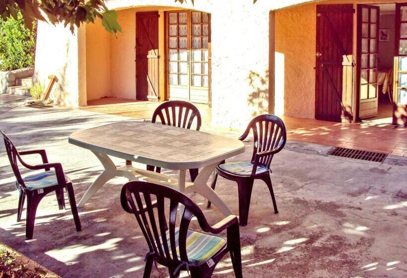 Appartement De 2 Chambres Avec Jardin Clos Et Wifi A Cavalaire Sur Mer A 1 Km De La Plage