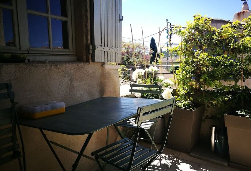 Bed and Breakfast Ancienne Maison Des Gardes