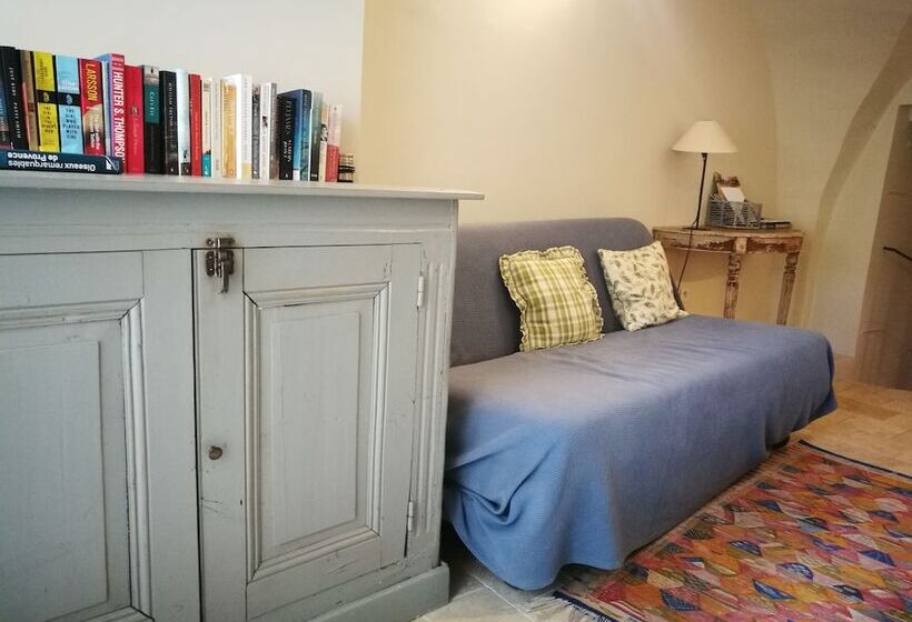 Bed and Breakfast Ancienne Maison Des Gardes