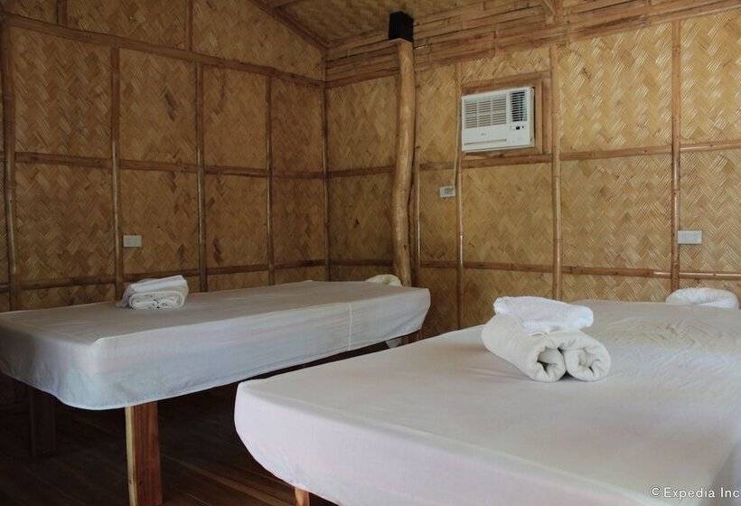 تختخواب و صبحانه Cashew Grove Beach Resort