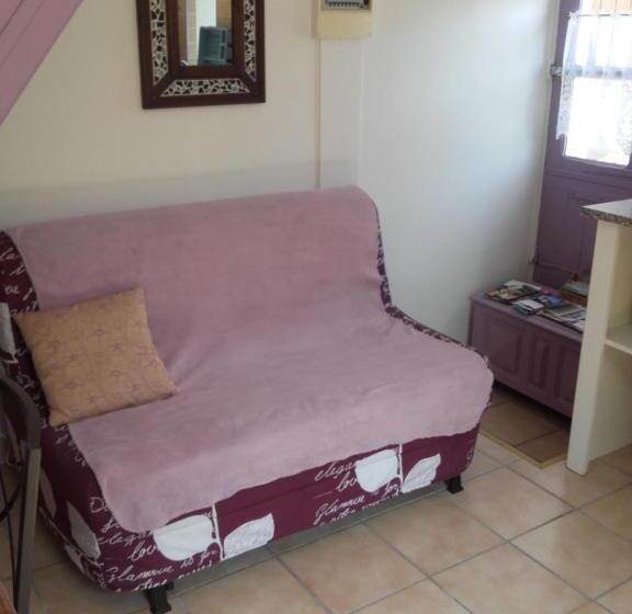 住宿加早餐  Chambre D Hôtes La Guéjaillière