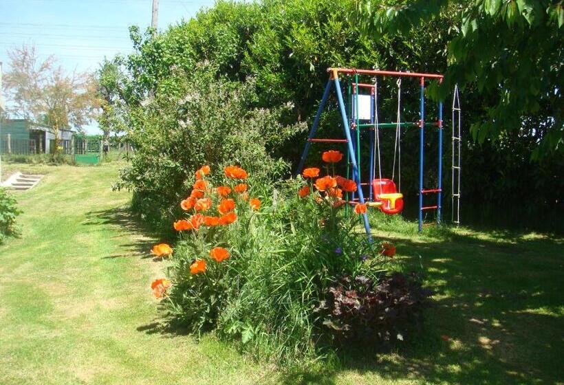 住宿加早餐  Chambre D Hôtes La Guéjaillière