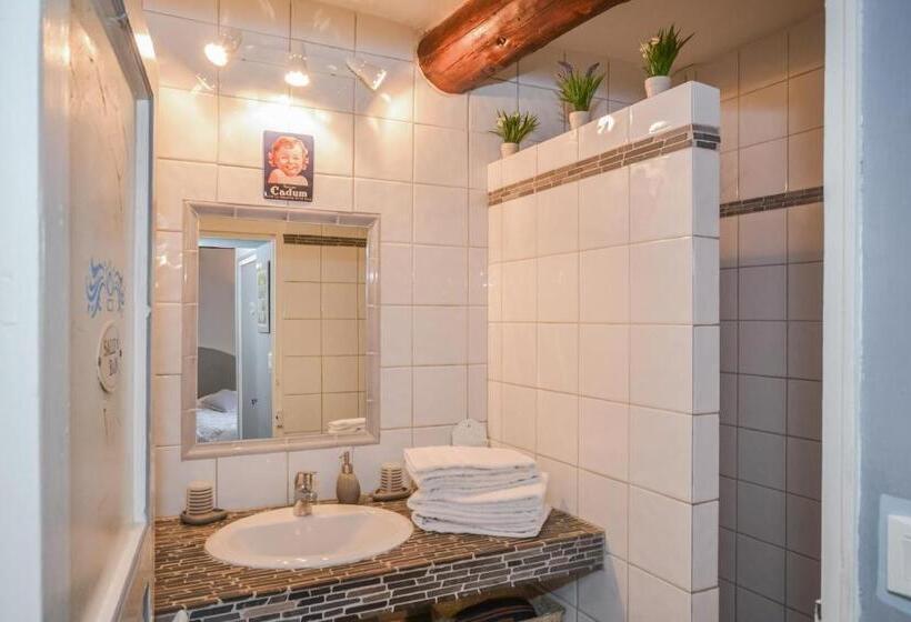 민박 Chambres D Hôtes Le Colombier