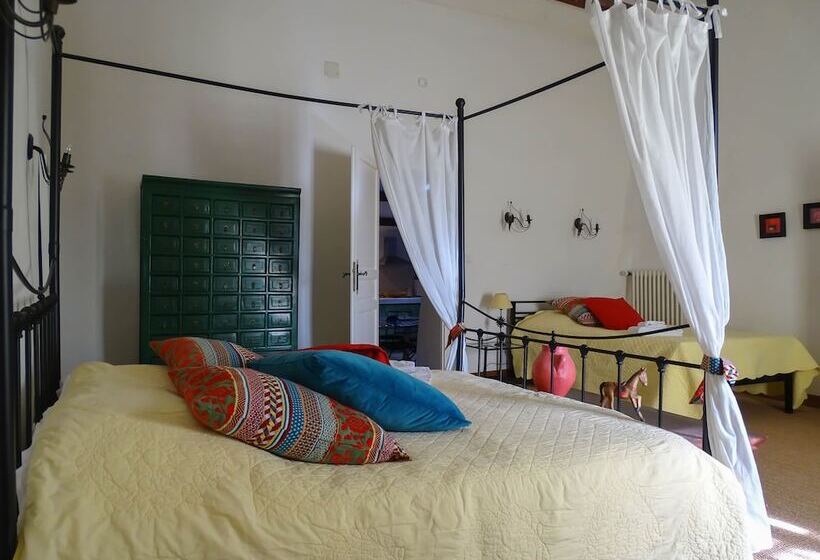 Bed and Breakfast Clos St Pierre De Fraisse