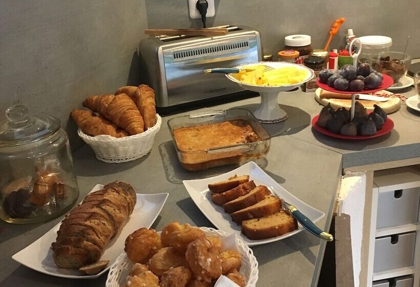 Bed and Breakfast Clos St Pierre De Fraisse