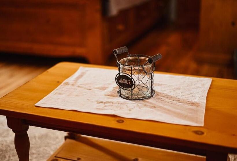 ベッドアンドブレックファースト Demeure De La Carmine, Sejour Bien Etre D Exception, Piscine, Hammam, Champagne