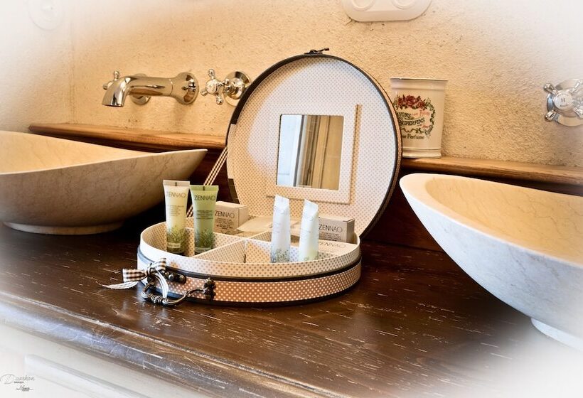 ベッドアンドブレックファースト Demeure De La Carmine, Sejour Bien Etre D Exception, Piscine, Hammam, Champagne