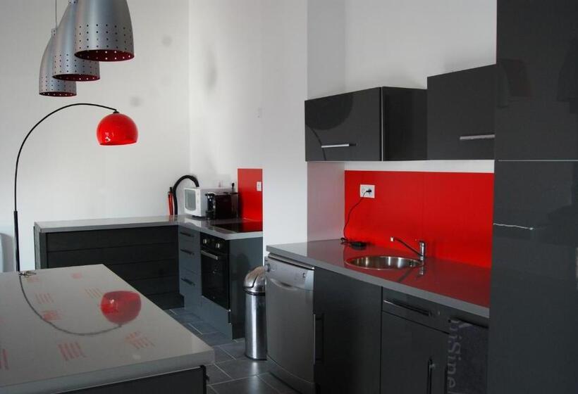 مبيت وإفطار Grisa Home