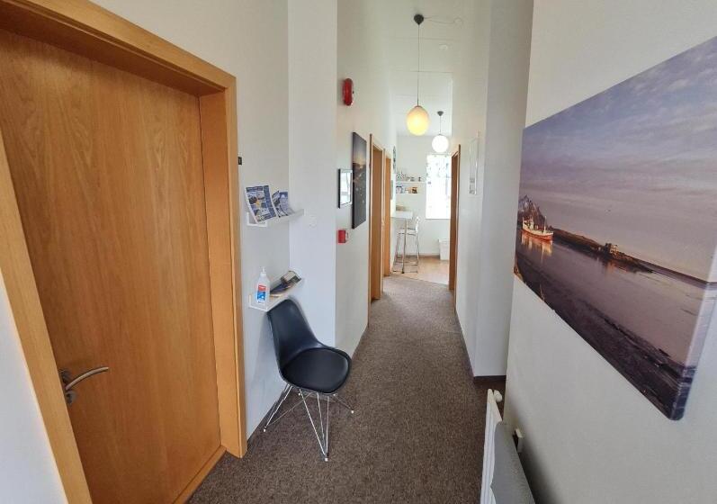 تختخواب و صبحانه Hofn Guesthouse