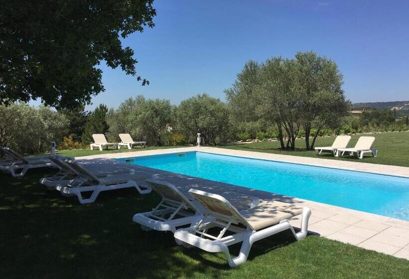 مبيت وإفطار La Bastide Au Ventoux