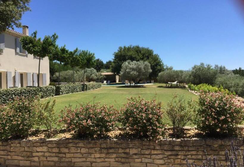 مبيت وإفطار La Bastide Au Ventoux