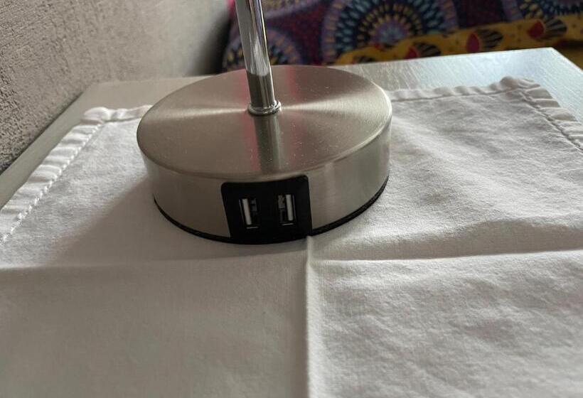 住宿加早餐 La Chambre Du Voyageur