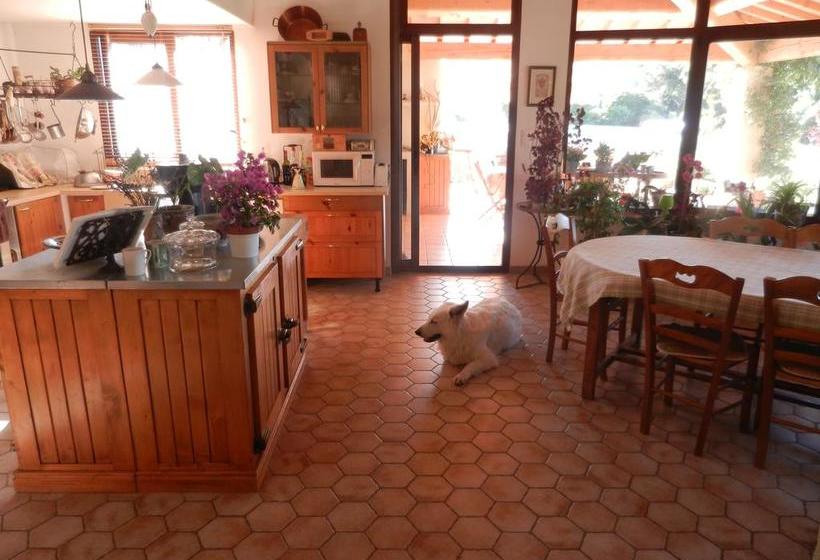 Bed and Breakfast La Fenière Aux Hirondelles