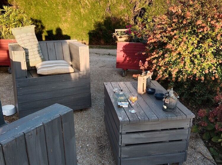 مبيت وإفطار La Grange