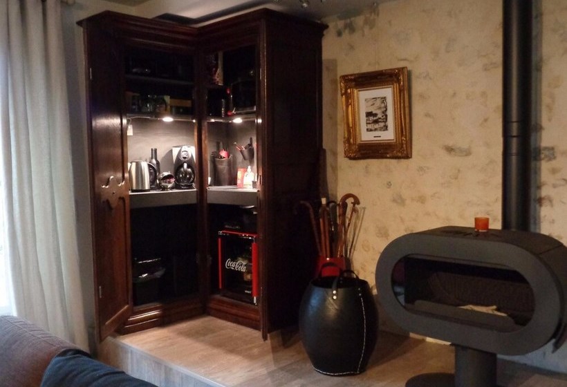 ベッドアンドブレックファースト La Longère Du Perche