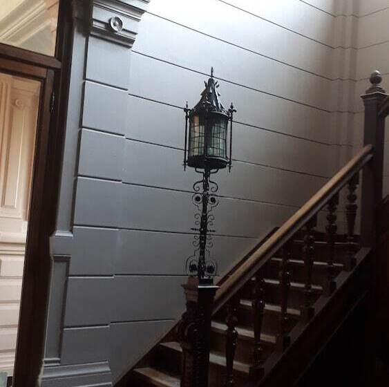 مبيت وإفطار La Maison Bleue De Roubaix