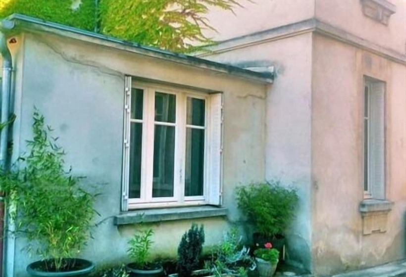 Bed and Breakfast La Maison Dans Le Parc