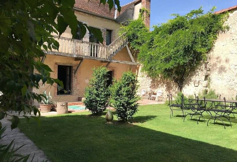 Bed and Breakfast La Maison Jeanne D Arc