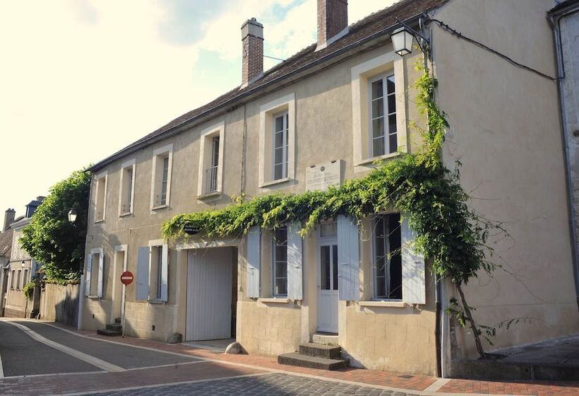 Bed and Breakfast La Maison Jeanne D Arc