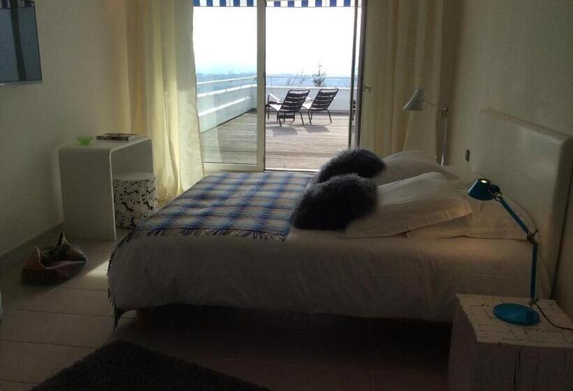 Bed and Breakfast La Villa Haute Corniche