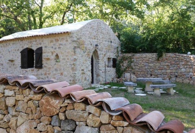 צימר Le Donjon Des Combes Et Son Spa