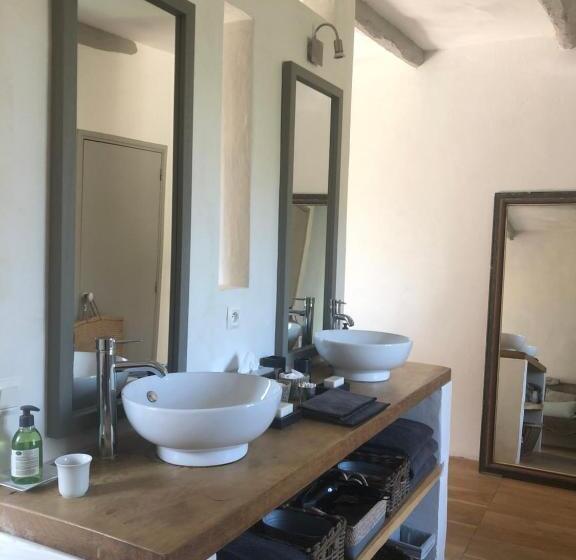 Bed and Breakfast Le Mas De Laval