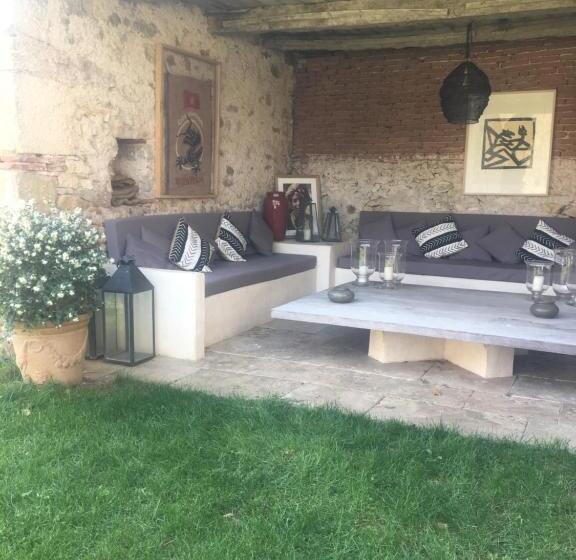 Bed and Breakfast Le Mas De Laval