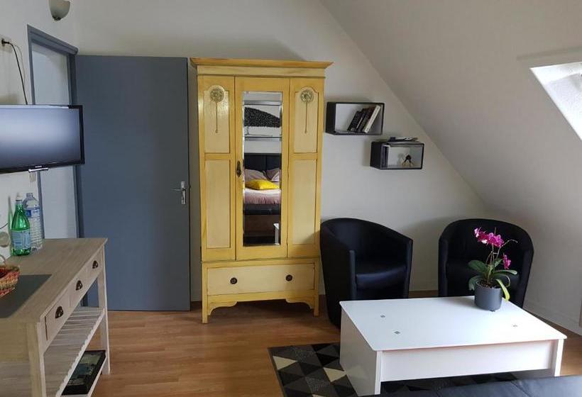 مبيت وإفطار Les Locations Du Puits