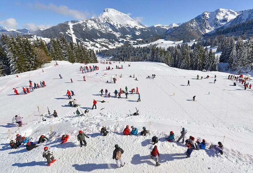 مبيت وإفطار Les Portes Du Soleil