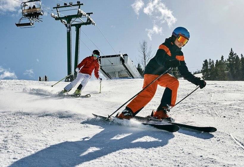 مبيت وإفطار Les Portes Du Soleil