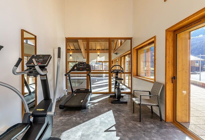 مبيت وإفطار Les Portes Du Soleil