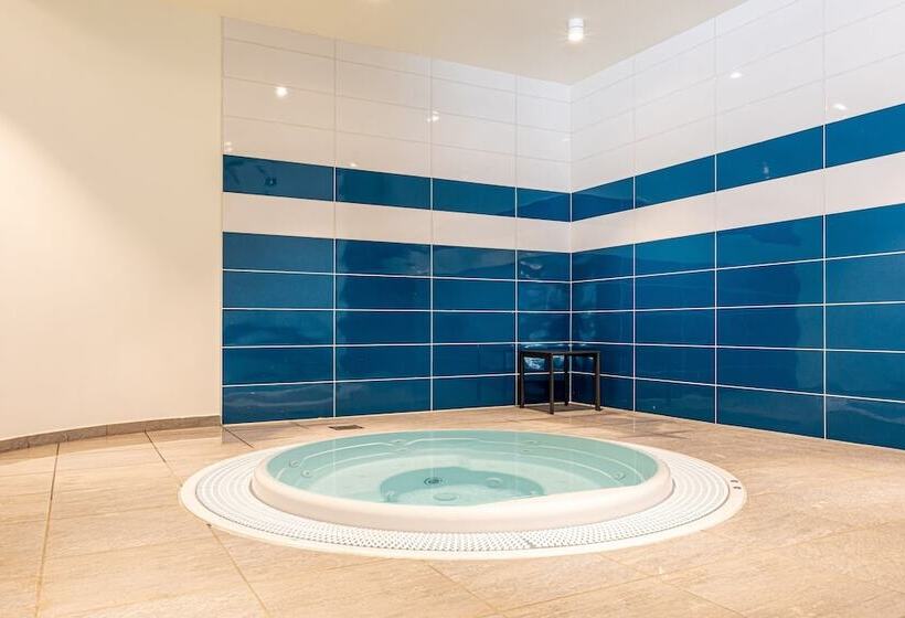 مبيت وإفطار Les Portes Du Soleil