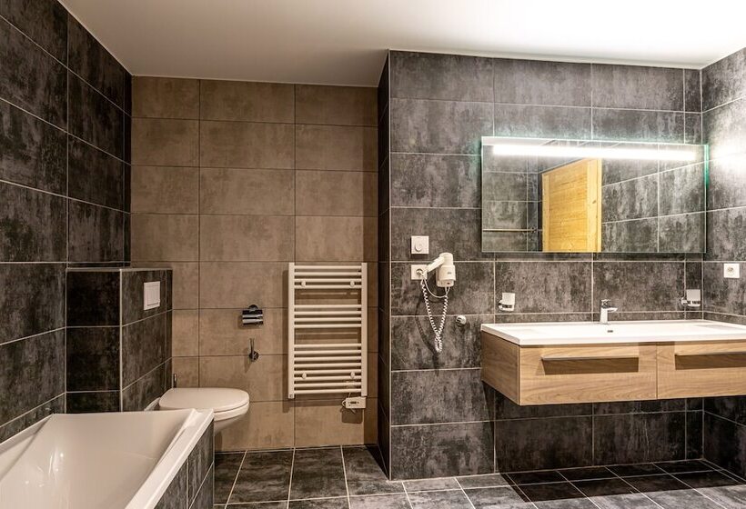 مبيت وإفطار Les Portes Du Soleil