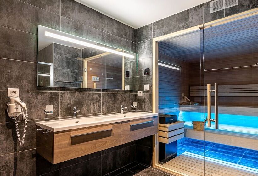 مبيت وإفطار Les Portes Du Soleil