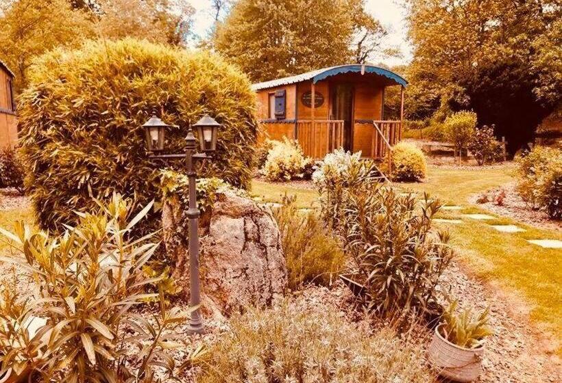 Bed and Breakfast Les Roulottes De La Basse Maunerie