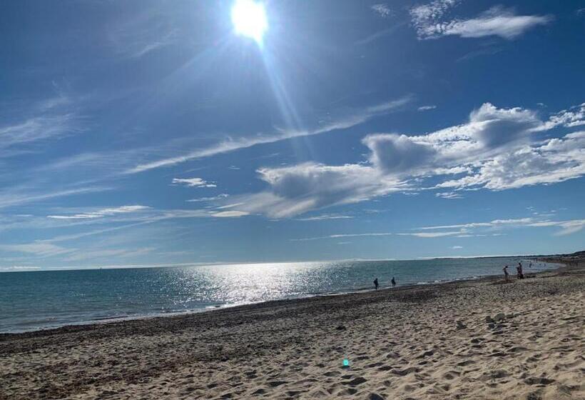 Bed and Breakfast Maison Face Au Soleil