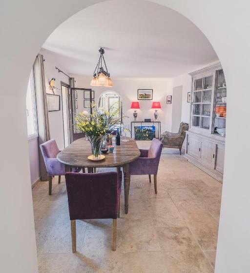 ベッドアンドブレックファースト Maison Sadina