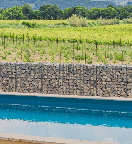 ベッドアンドブレックファースト Maison Sadina