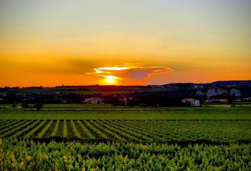 ベッドアンドブレックファースト Maison Sadina