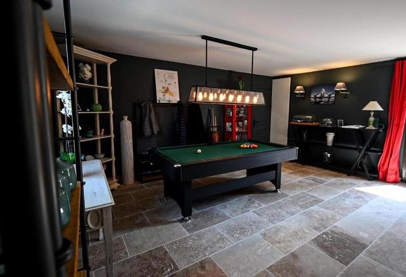 ベッドアンドブレックファースト Maison Sadina