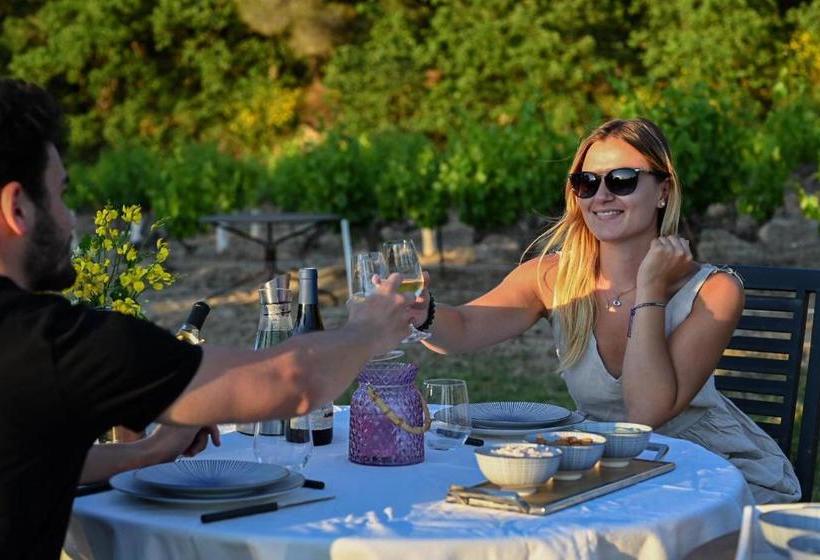 ベッドアンドブレックファースト Maison Sadina