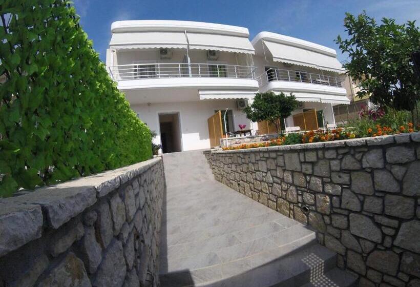 צימר Riviera Rooms