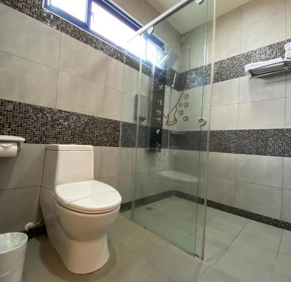 تختخواب و صبحانه The Domed Tile Bb