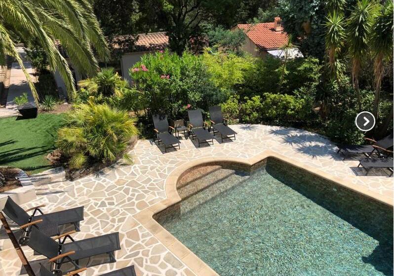 Bed and Breakfast Villa La Clarté