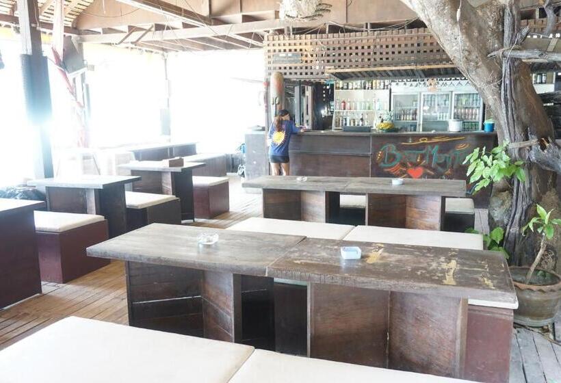 Chaokoh Phi Phi Hostel