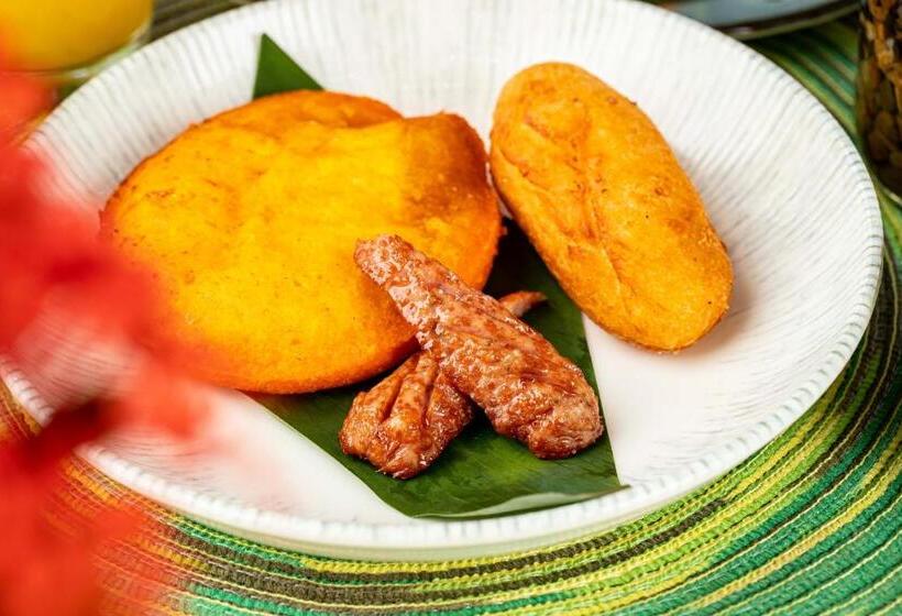 مسافرخانه Dreamer Palomino